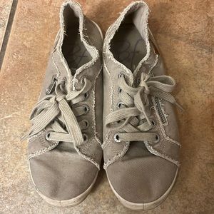 Blowfish shoes size 7